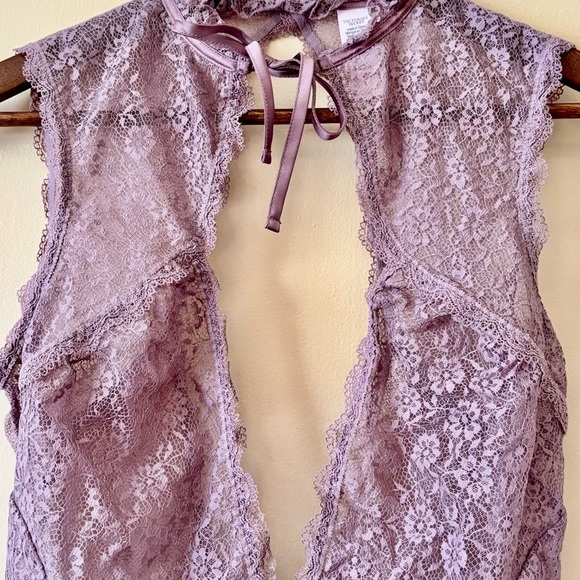Victoria’s Secret|NEW Rose Gold Lace Sleeveless High Neck Sexy Teddy Sz L NWT - Picture 1 of 4
